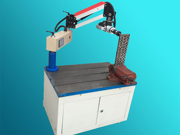 <b>萬(wàn)向攻絲機(jī)M3-M12</b>