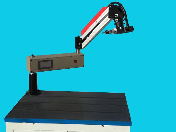 <b>萬(wàn)向攻絲機(jī)M12-M30</b>